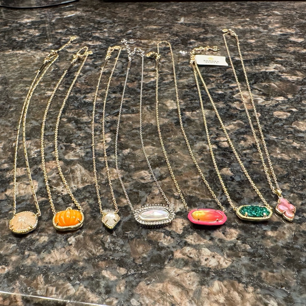 Kendra Scott Necklace Lot (7 necklaces)